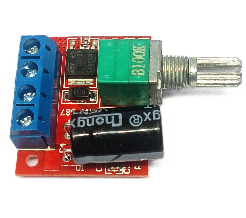 DC Motor Speed Controller 4.5Vโ35V 5A PWM Speed Control Module with Switch
